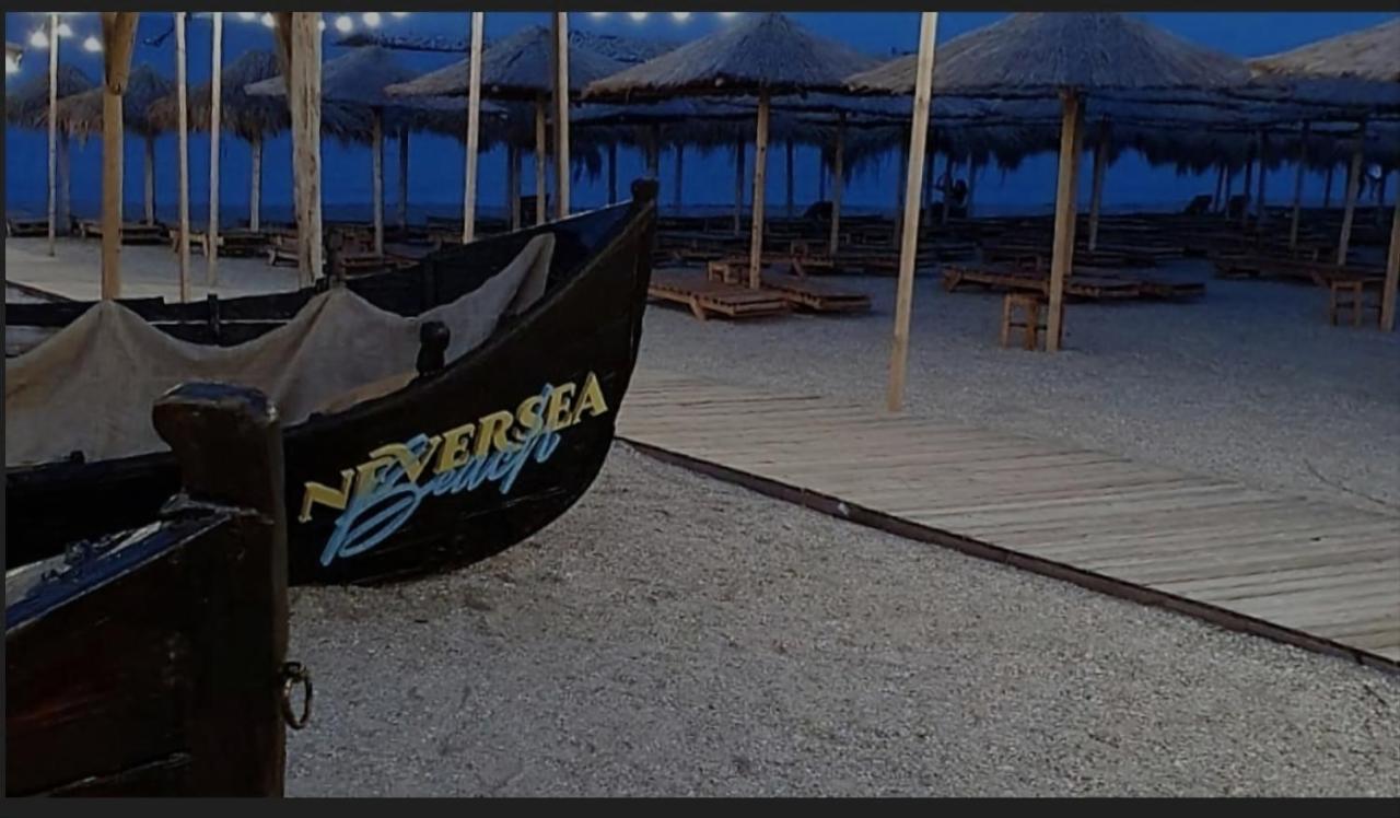 Dolphin Apartment Near Neversea Beach كونستانتا المظهر الخارجي الصورة