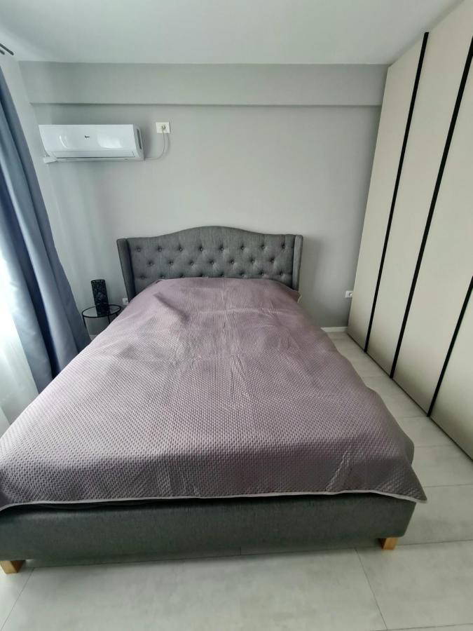 Dolphin Apartment Near Neversea Beach كونستانتا المظهر الخارجي الصورة